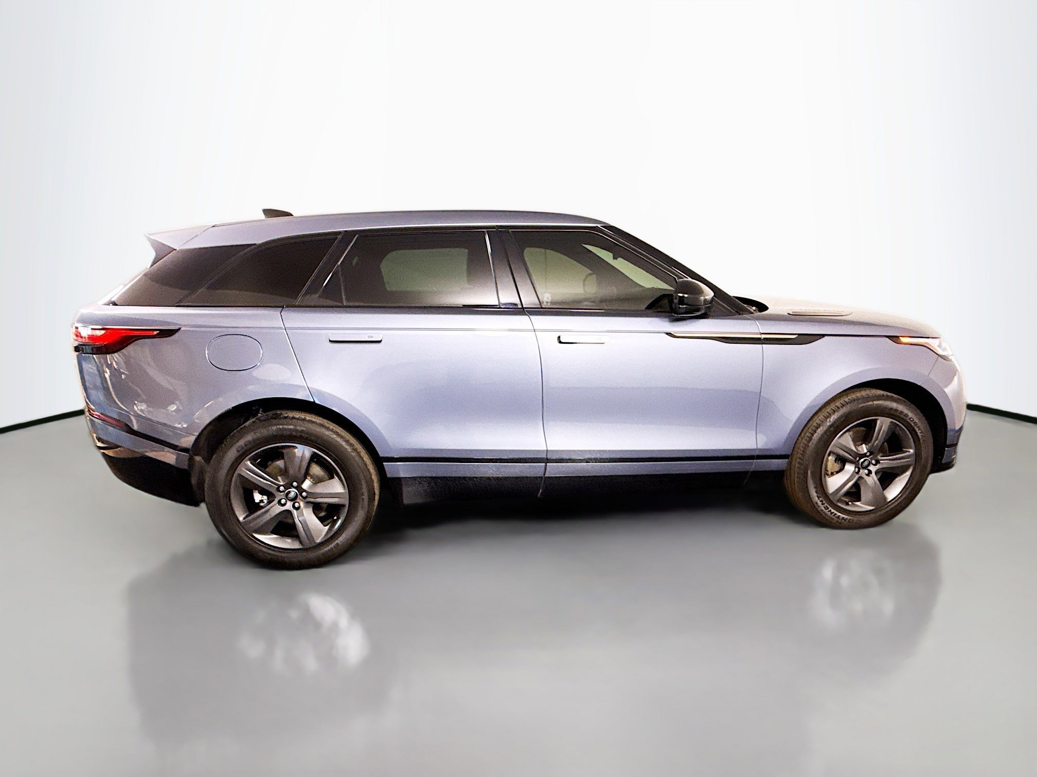 Used 2023 Land Rover Range Rover Velar R-Dynamic S image 11