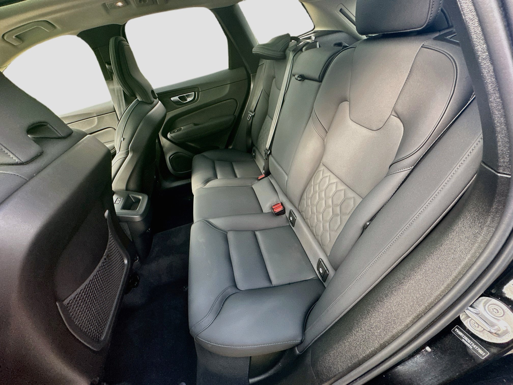Used 2026 Volvo XC60 B5 Plus AWD/4WD image 28