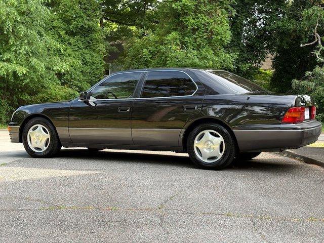 Used 1995 Lexus LS 400 RWD image 40