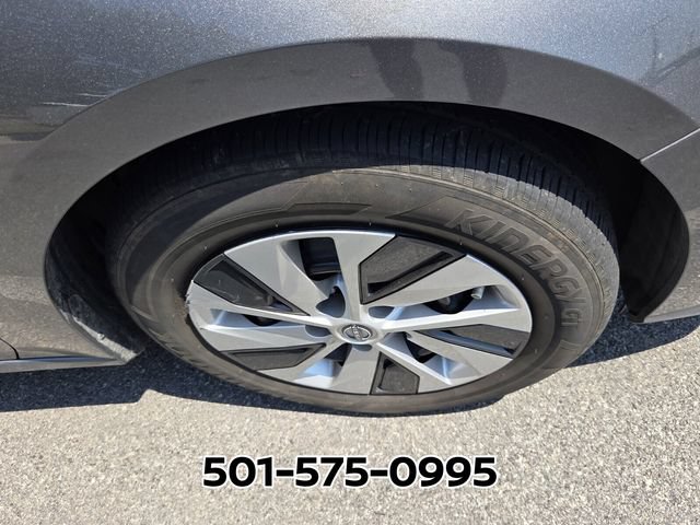 Used 2025 Nissan Altima 2.5 S FWD image 9