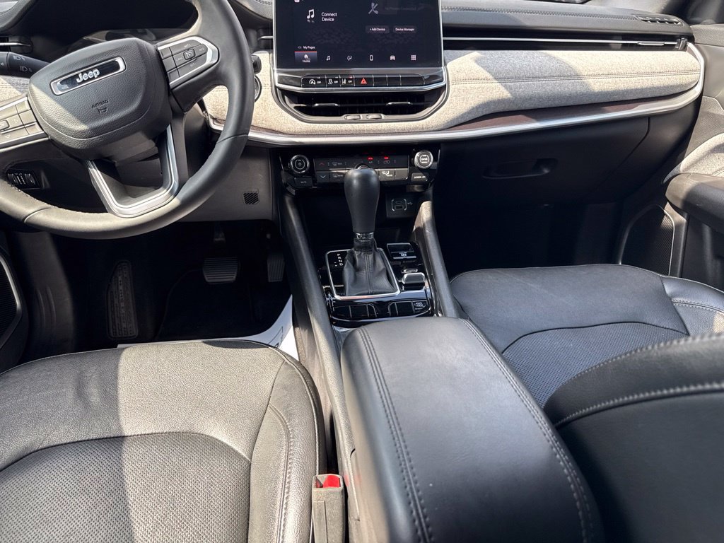 Certified 2023 Jeep Compass Latitude AWD/4WD image 34