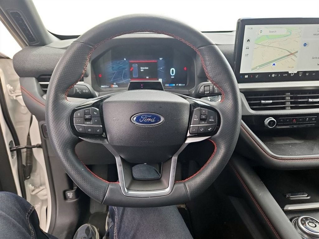Used 2025 Ford Explorer ST-Line w/ ST-Line Street Pack AWD/4WD image 14