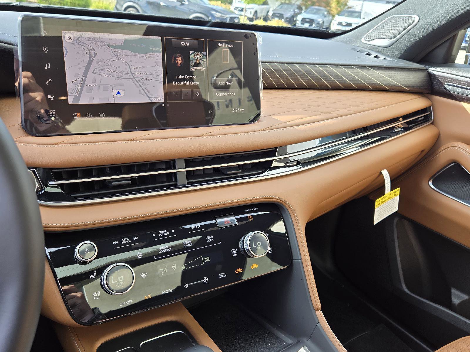 New 2026 INFINITI QX60 Autograph w/ Dark Cargo Package image 33