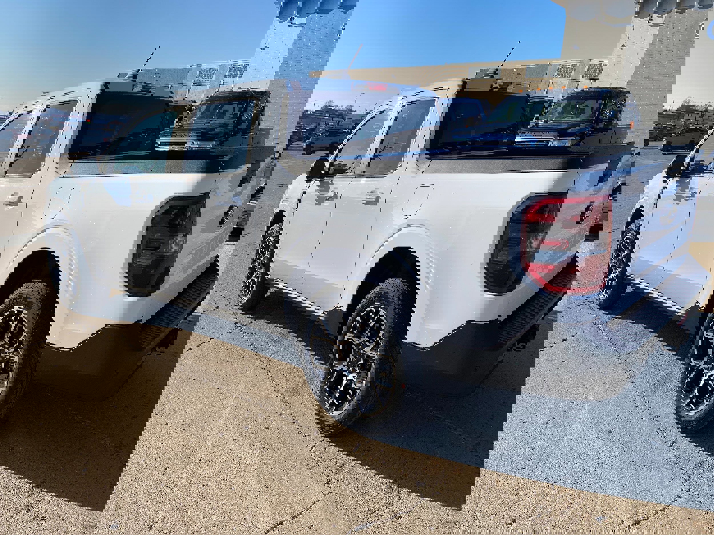 New 2026 Ford Maverick Lariat w/ 4K Tow Package image 9