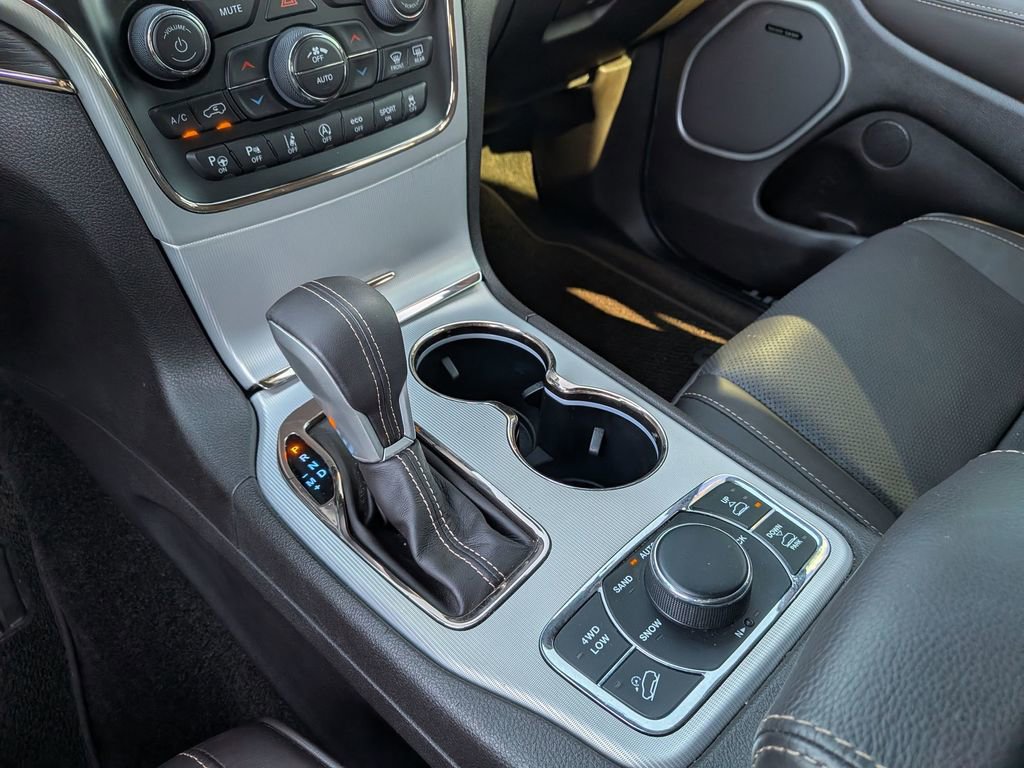 Used 2018 Jeep Grand Cherokee Summit w/ Platinum Series Group image 28