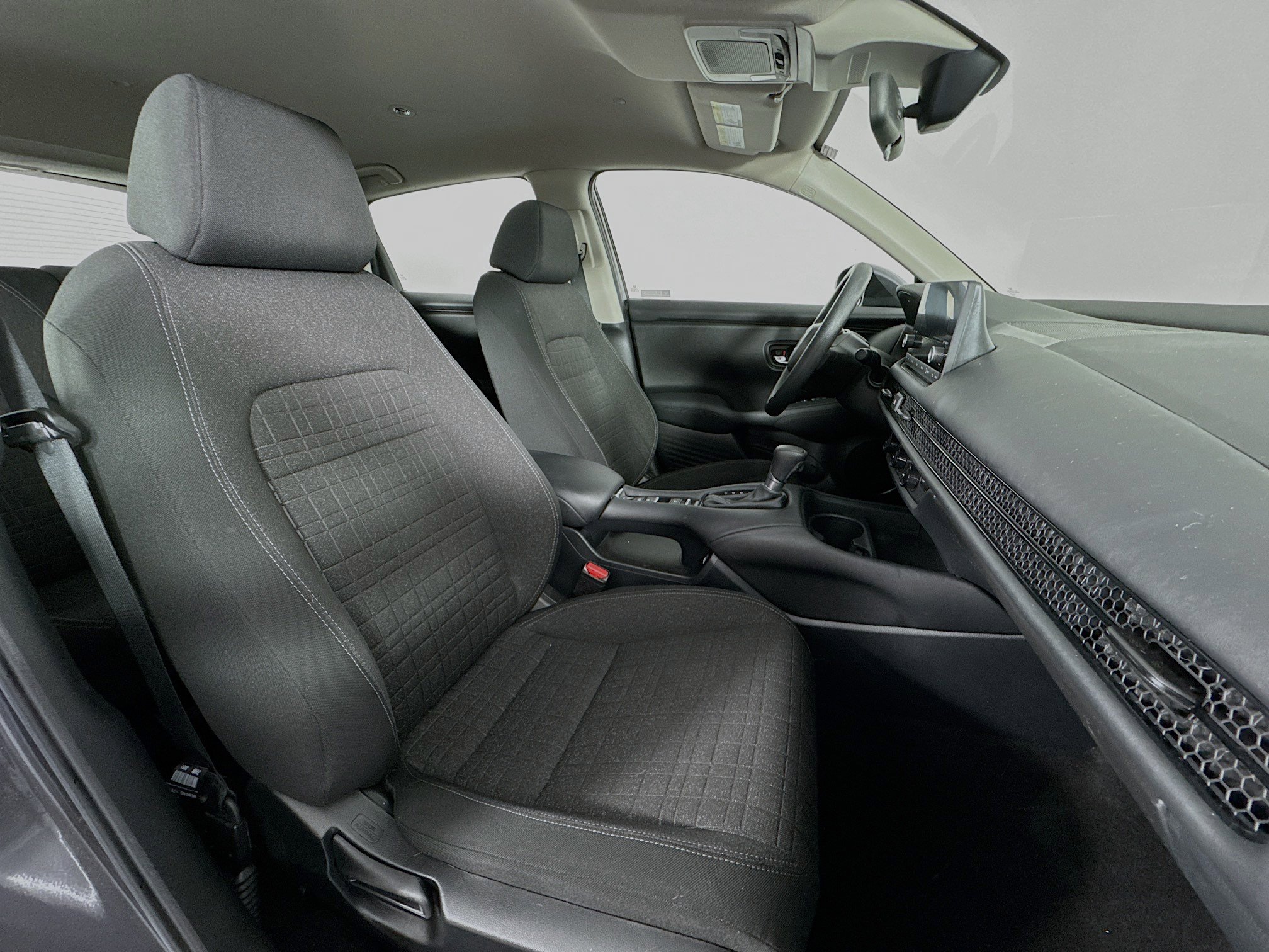 Certified 2023 Honda HR-V LX image 25