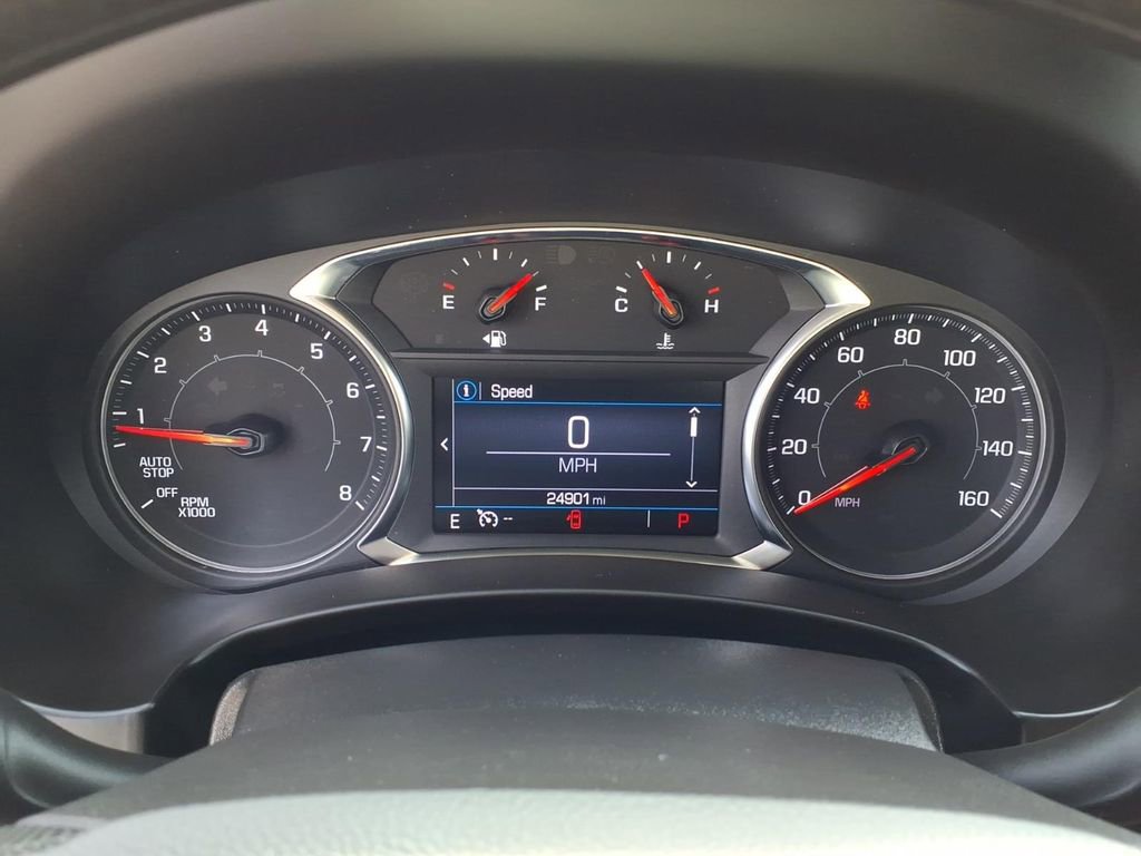 Used 2022 GMC Terrain SLE w/ Driver Convenience Package image 6