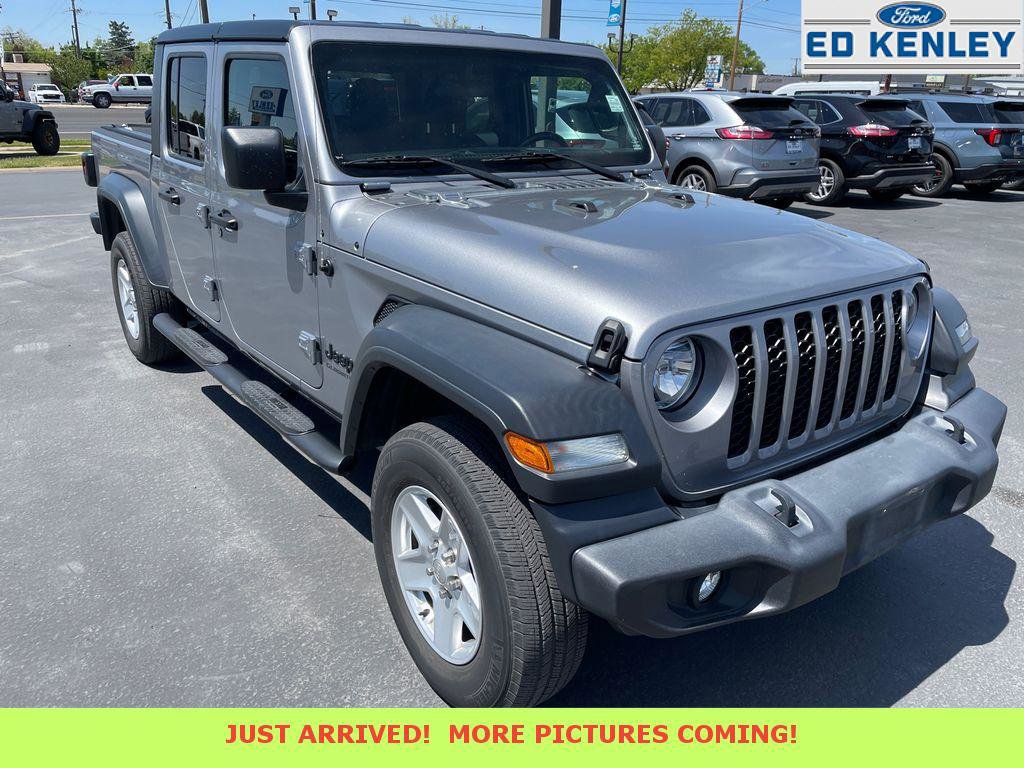 Used 2020 Jeep Gladiator Sport w/ Quick Order Package 24S AWD/4WD image 1