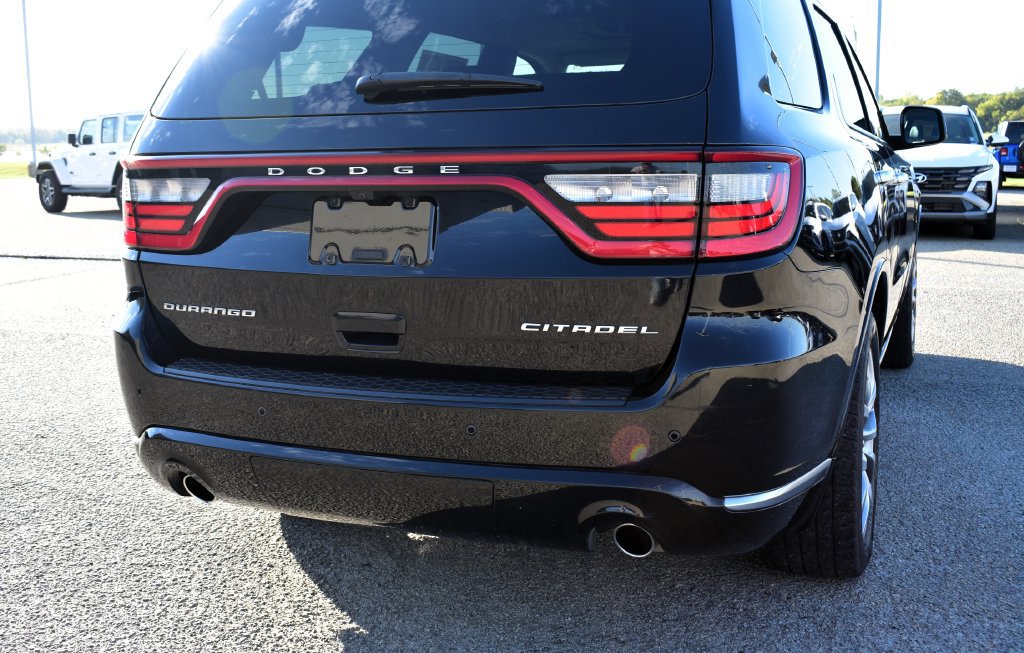 Used 2017 Dodge Durango Citadel RWD image 10