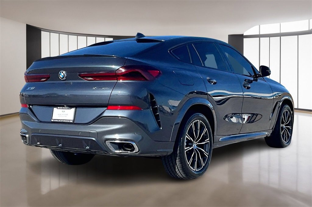 Used 2022 BMW X6 xDrive40i w/ M Sport Package image 2