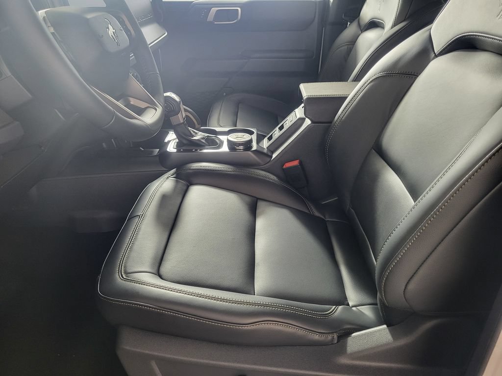 New 2026 Ford Bronco Badlands AWD/4WD image 11
