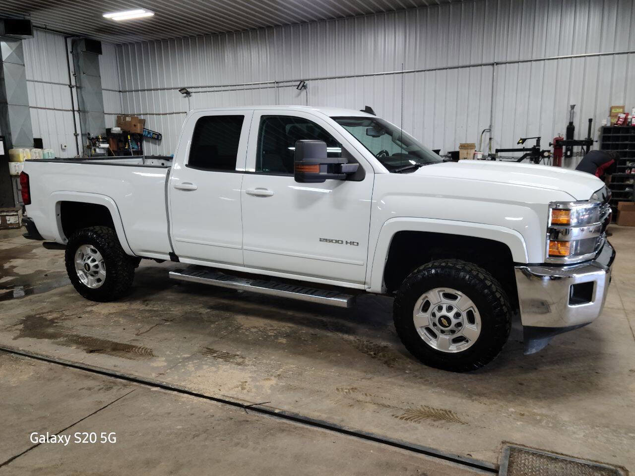 Used 2018 Chevrolet Silverado 2500 LT image 10