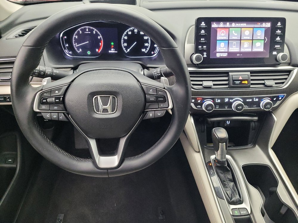 Used 2018 Honda Accord Touring image 22