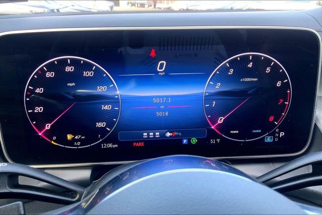 Used 2025 Mercedes-Benz GLC 300 4MATIC image 22