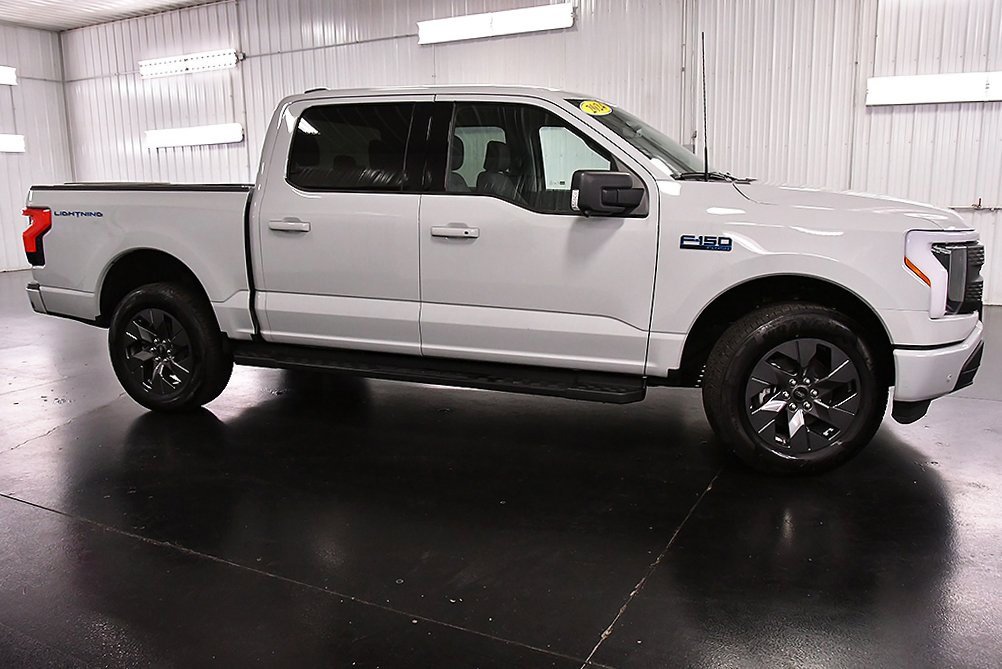 Used 2024 Ford F150 Lightning Flash image 8
