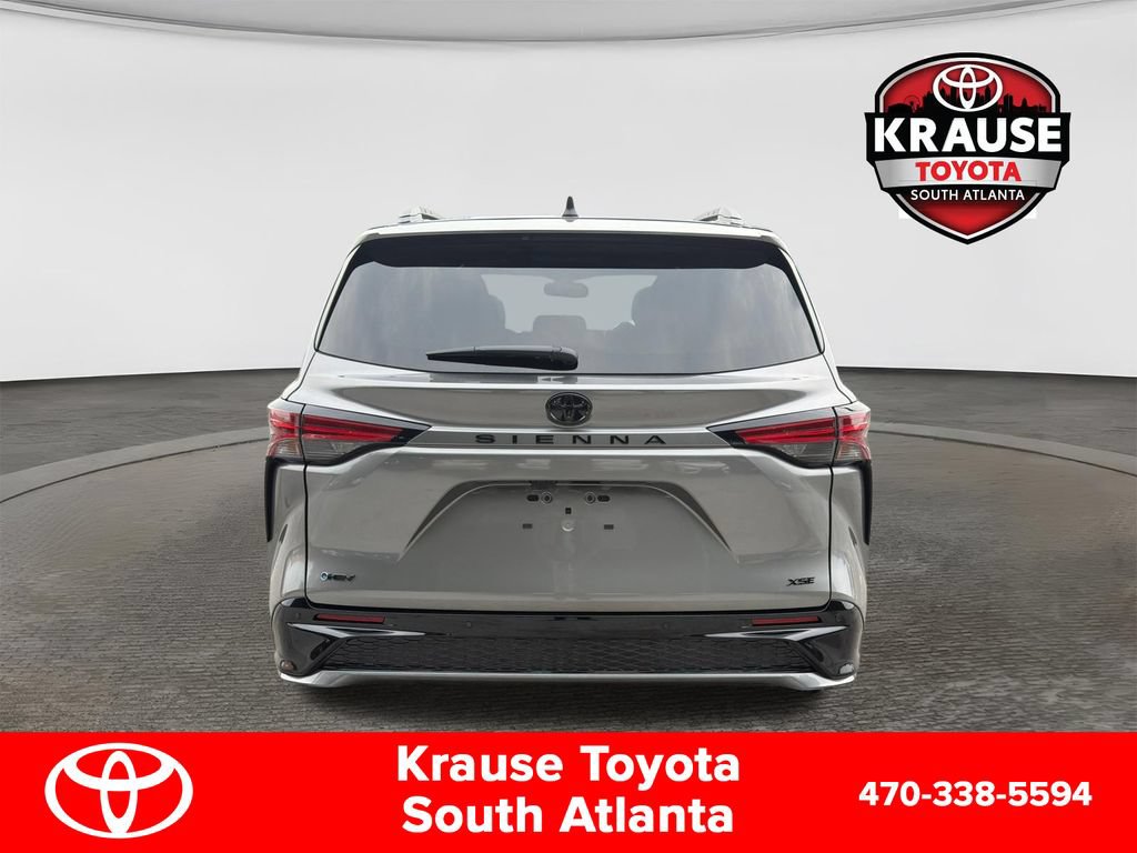 New 2026 Toyota Sienna XSE FWD image 7