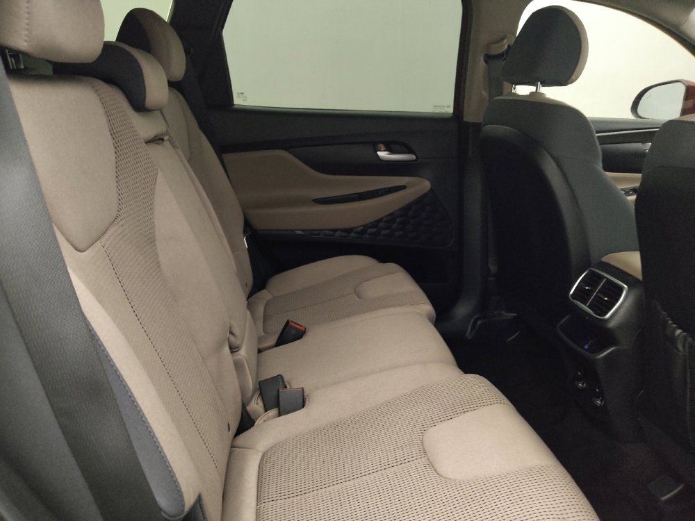 Used 2019 Hyundai Santa Fe SE image 19