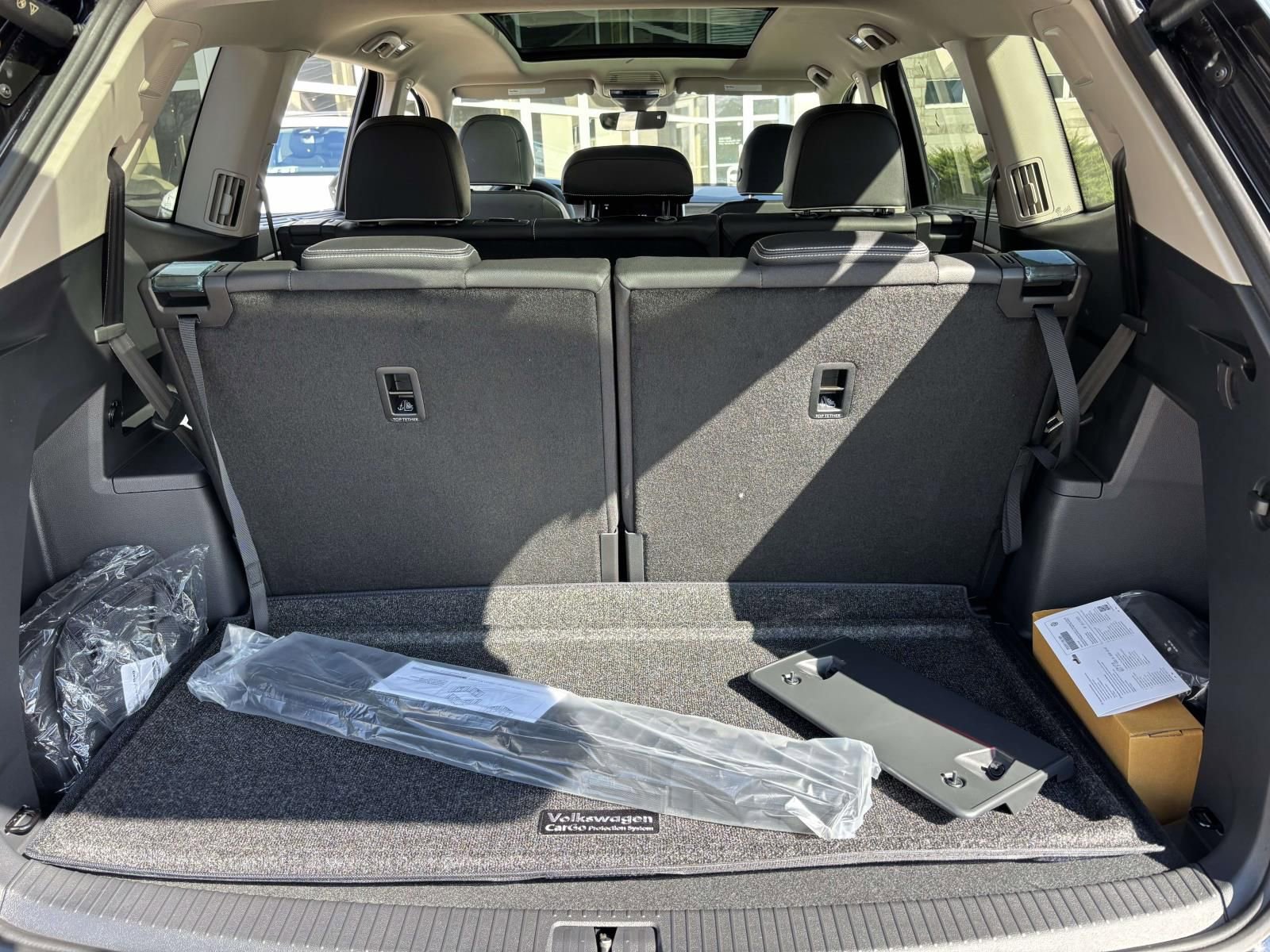 New 2026 Volkswagen Atlas SEL Premium R-Line image 9