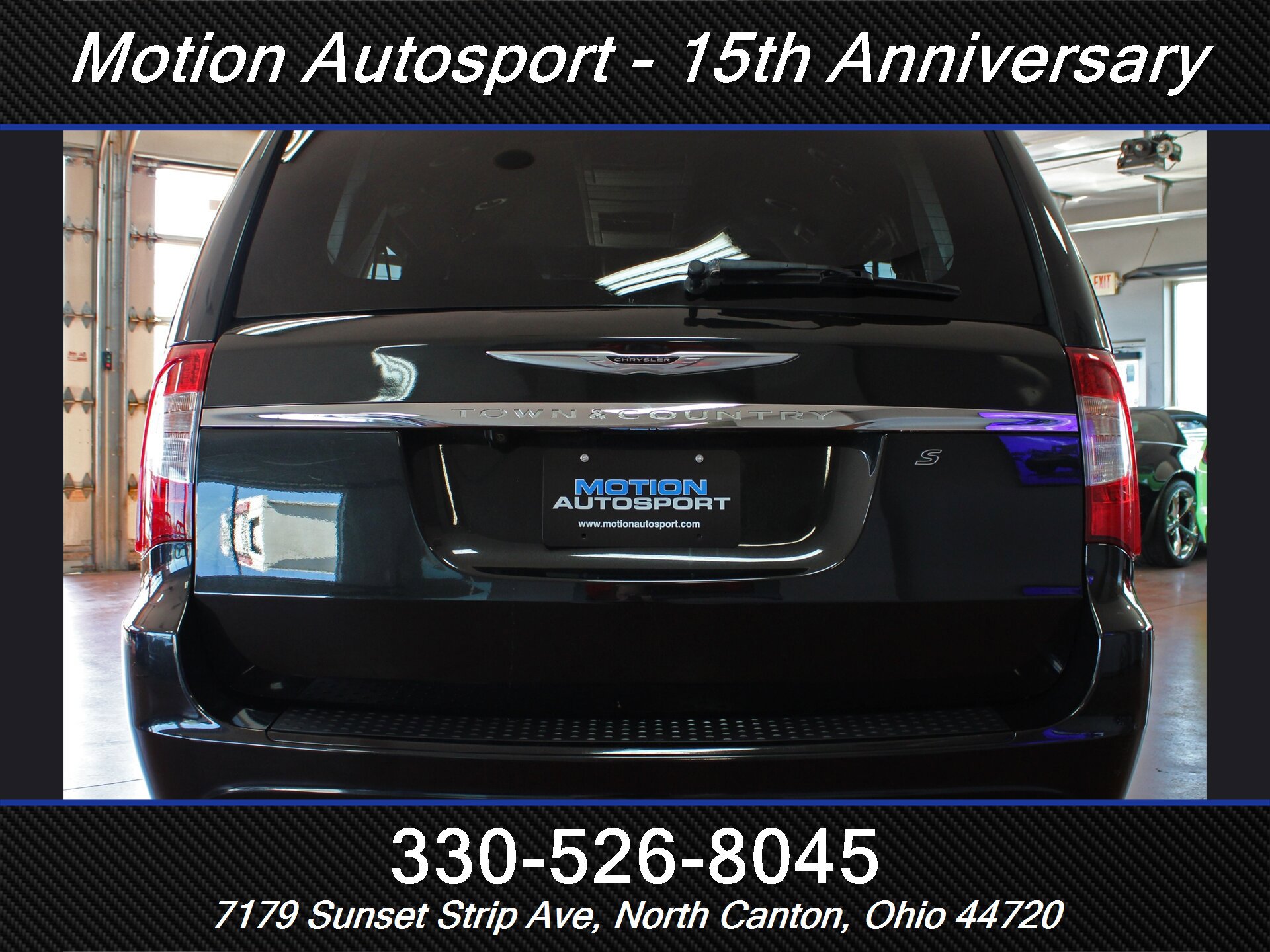 Used 2015 Chrysler Town & Country S w/ Driver Convenience Group FWD image 9