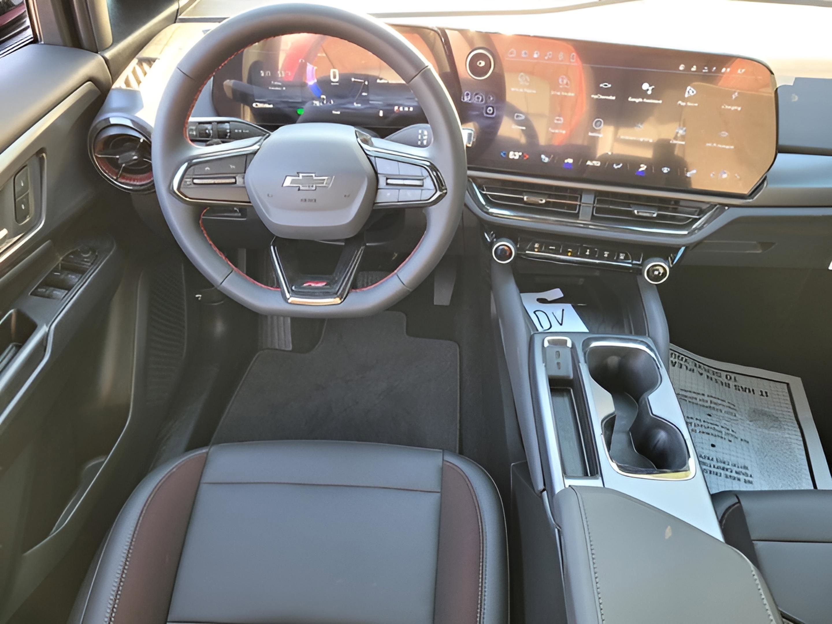 New 2026 Chevrolet Equinox EV RS image 9