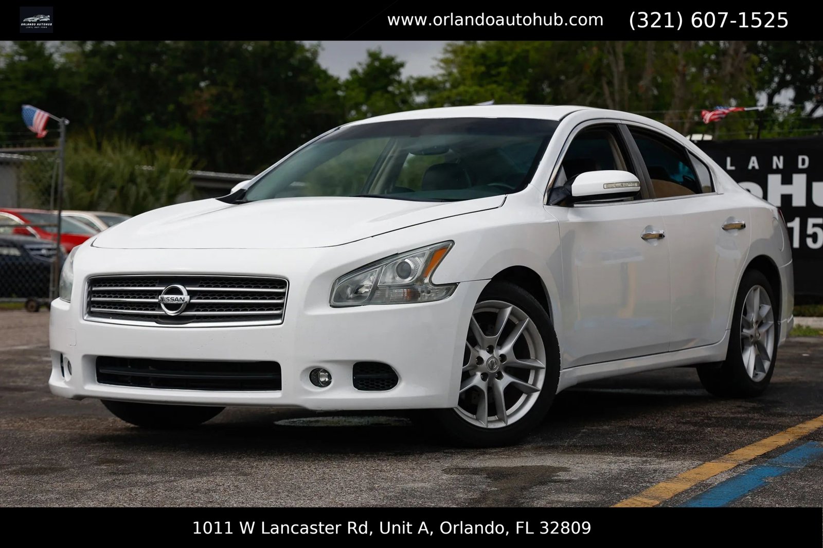 Used 2011 Nissan Maxima 3.5 SV FWD image 1
