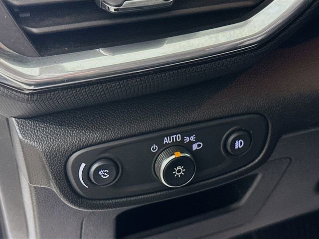 Certified 2022 Chevrolet TrailBlazer LT w/ Convenience Package image 11