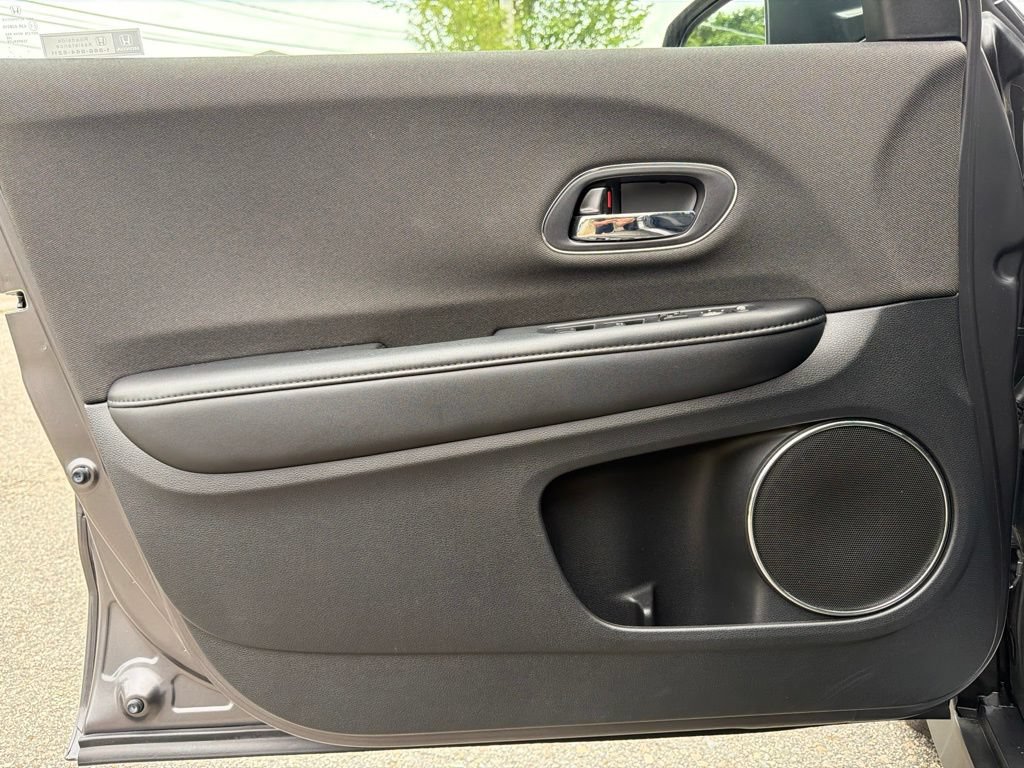 Used 2020 Honda HR-V EX image 13