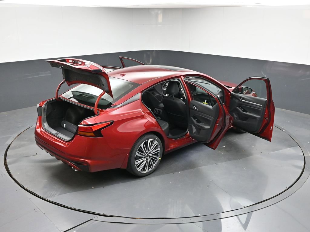 New 2025 Nissan Altima 2.5 SL image 42