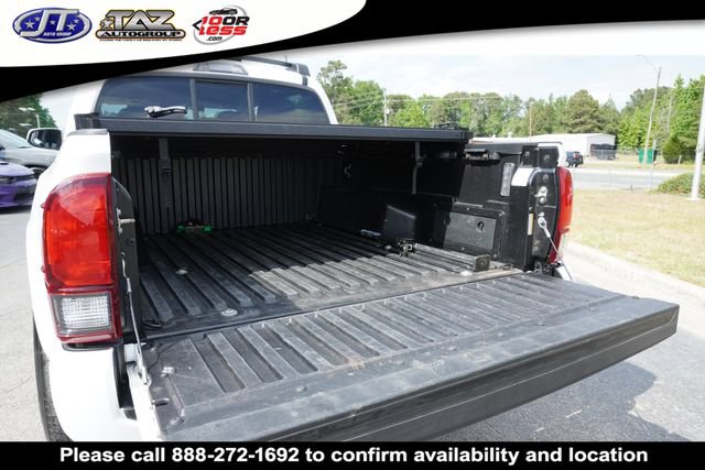 Used 2020 Toyota Tacoma SR w/ SR Convenience Package RWD image 9