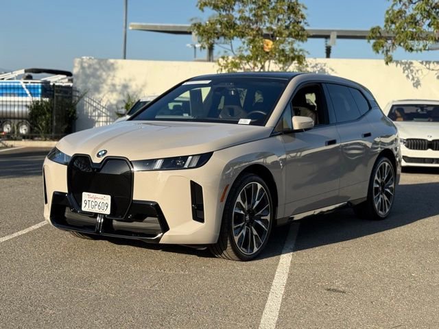 Used 2026 BMW iX xDrive60 w/ M Sport Package image 2