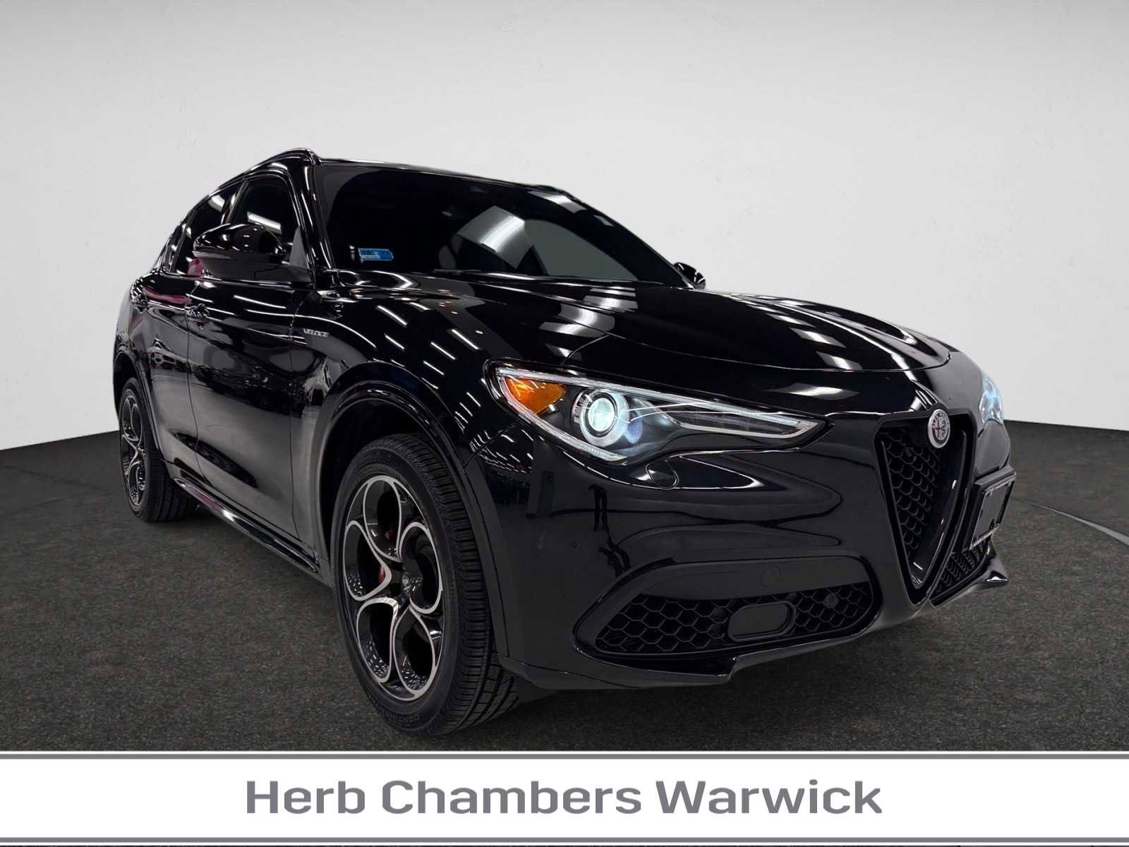 Used 2023 Alfa Romeo Stelvio Veloce