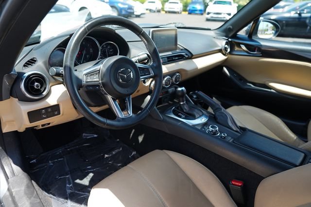 Used 2017 MAZDA MX-5 Miata Grand Touring RWD image 6