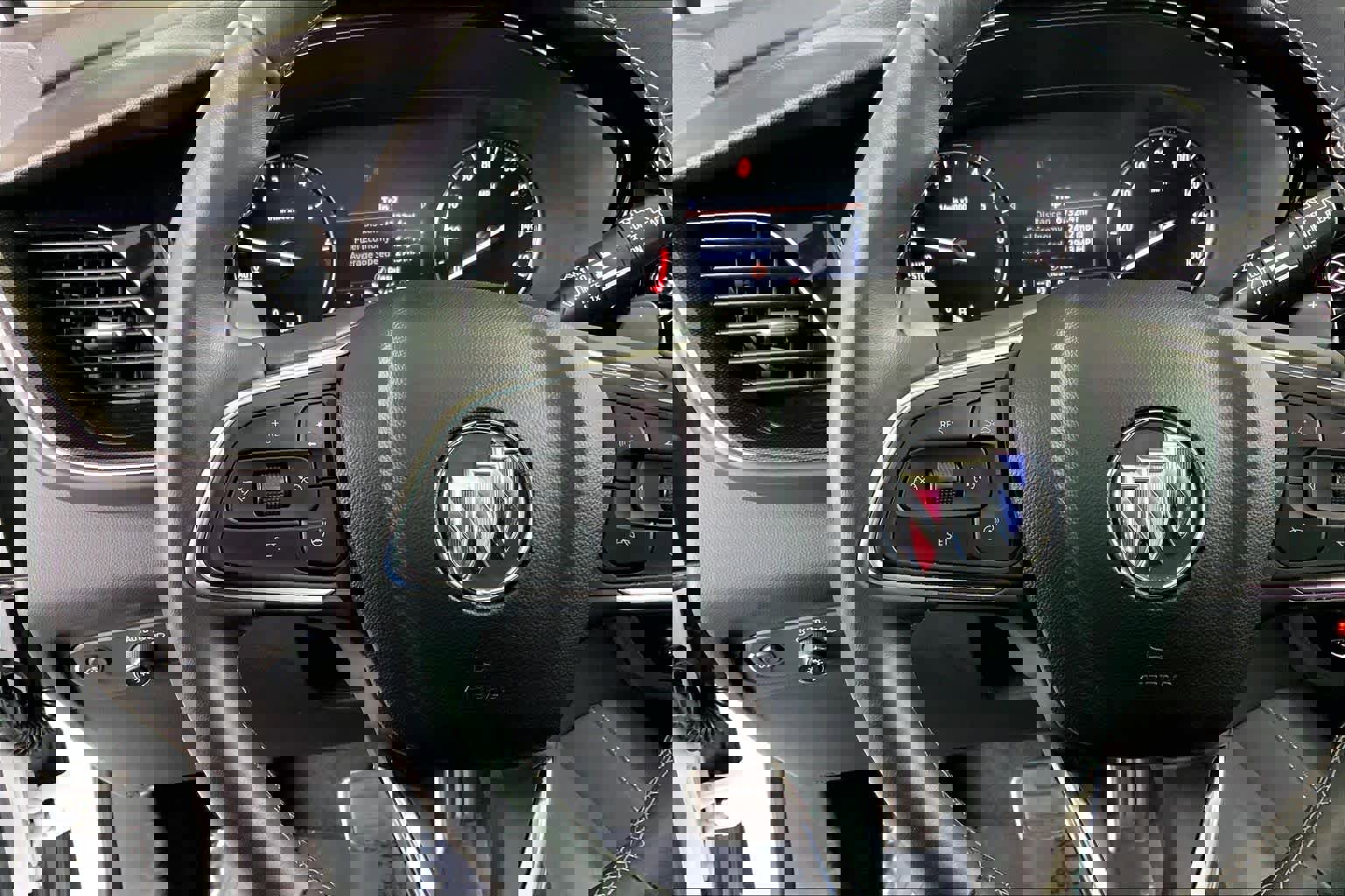 Used 2023 Buick Envision Preferred w/ Sport Touring Package image 24