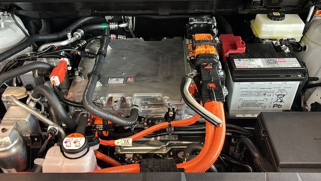 New 2026 Toyota C-HR w/ Cold Weather Package AWD/4WD image 34