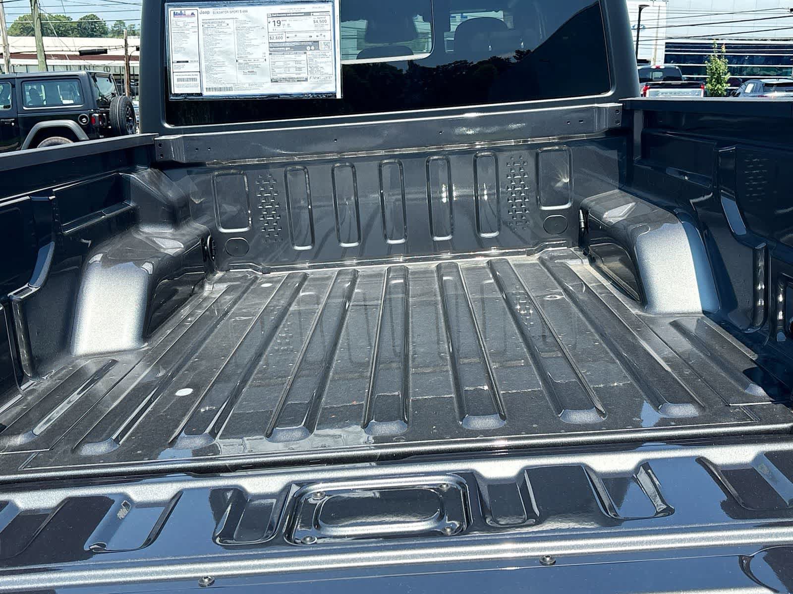 New 2026 Jeep Gladiator Sport AWD/4WD image 28