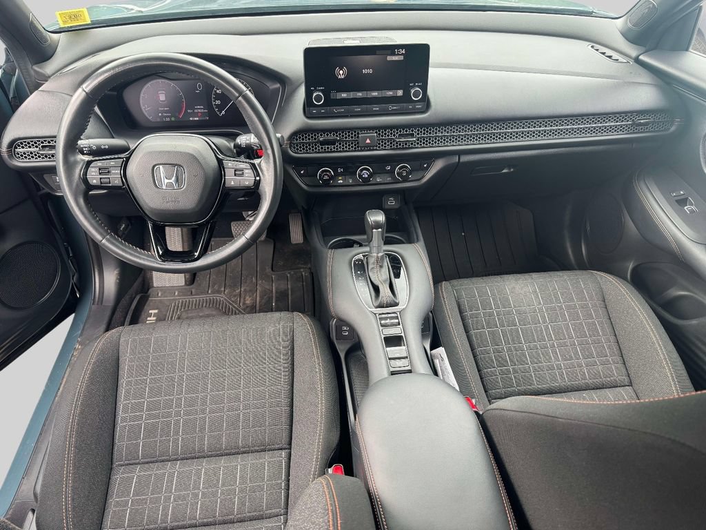 Used 2024 Honda HR-V Sport image 11