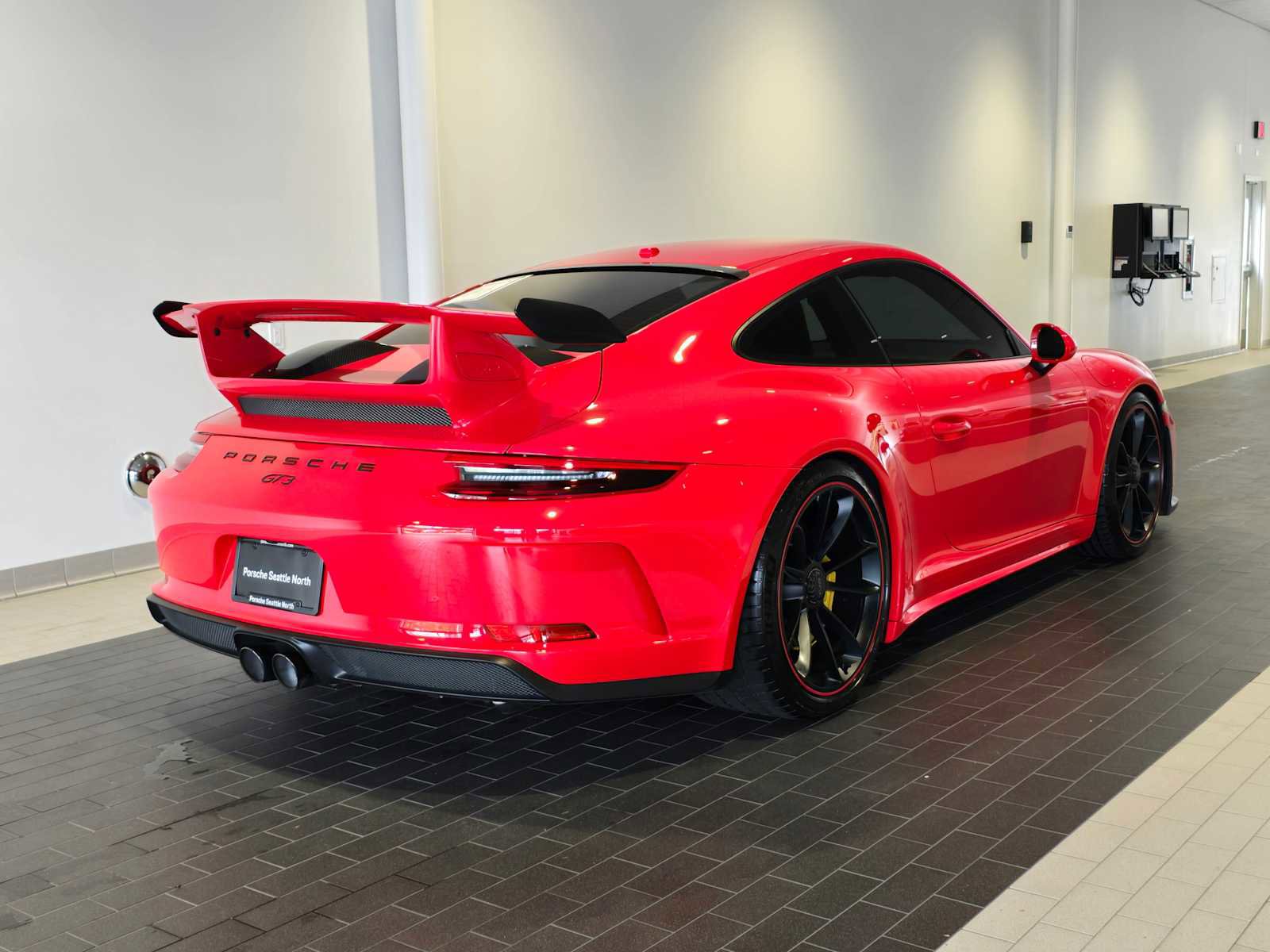 Used 2018 Porsche 911 GT3 image 6