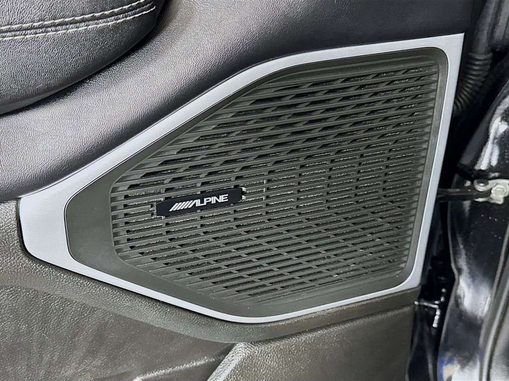 Used 2024 Jeep Wagoneer L Series II w/ Flexible Seating Group image 19