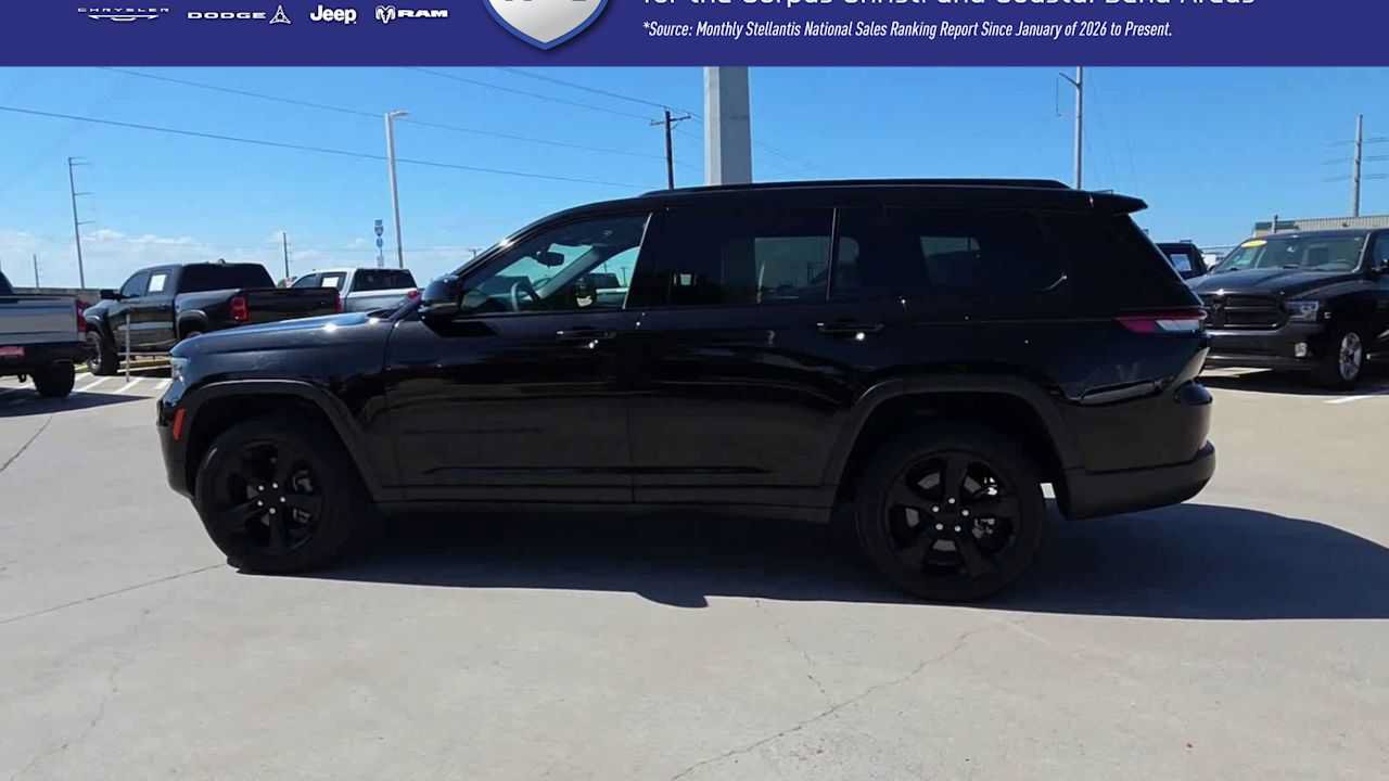 Used 2024 Jeep Grand Cherokee L Altitude AWD/4WD image 5