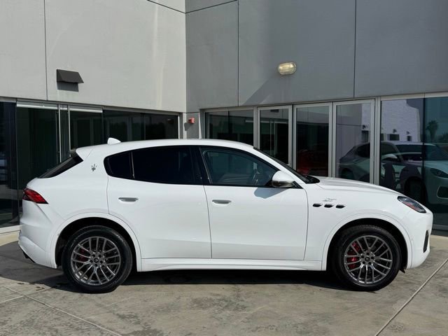 Certified 2023 Maserati Grecale GT image 9