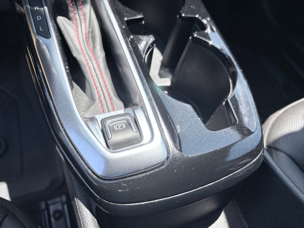 Used 2025 Chevrolet Trax RS FWD image 23