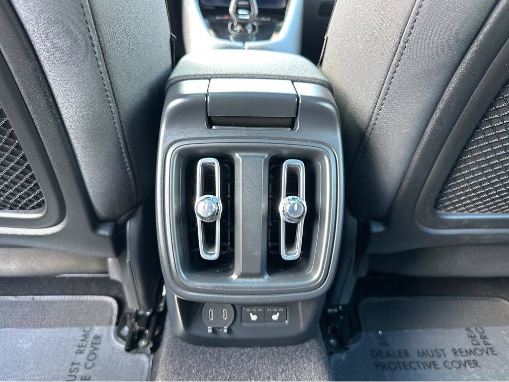 Used 2022 Polestar Polestar 2 w/ Performance Package image 17