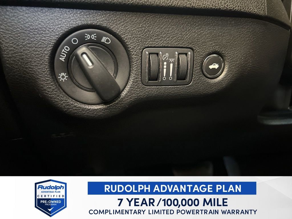 Used 2023 Dodge Charger SXT image 32