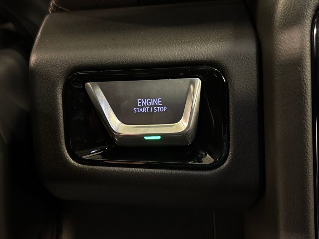 New 2026 GMC Yukon AT4 w/ AT4 Premium Package image 45