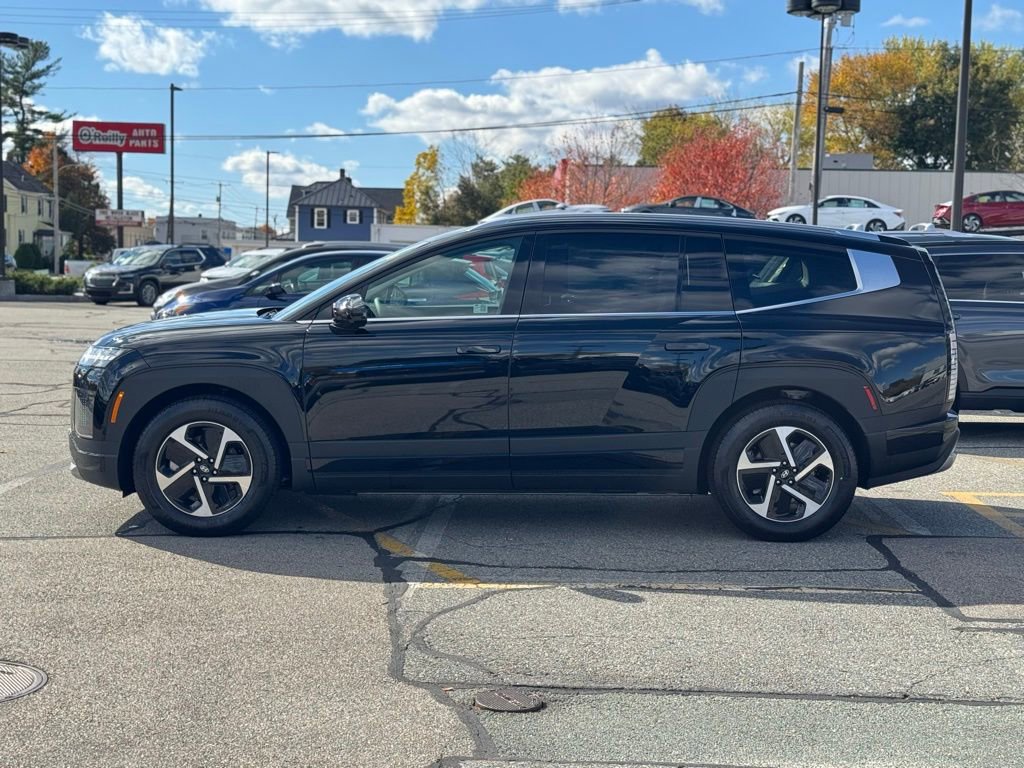 New 2026 Hyundai Ioniq 9 SE AWD/4WD image 2
