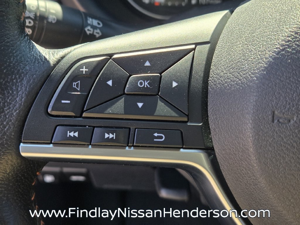 Used 2020 Nissan Kicks SR FWD image 23