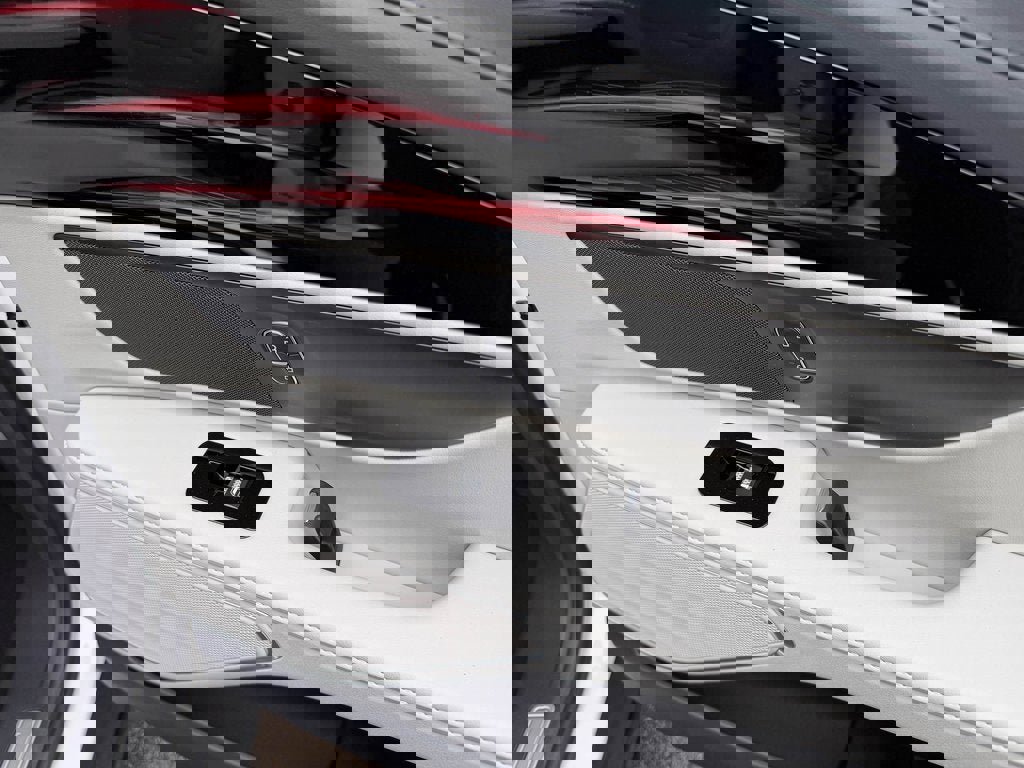 New 2026 Lincoln Nautilus Premier w/ Jet Appearance Package image 26