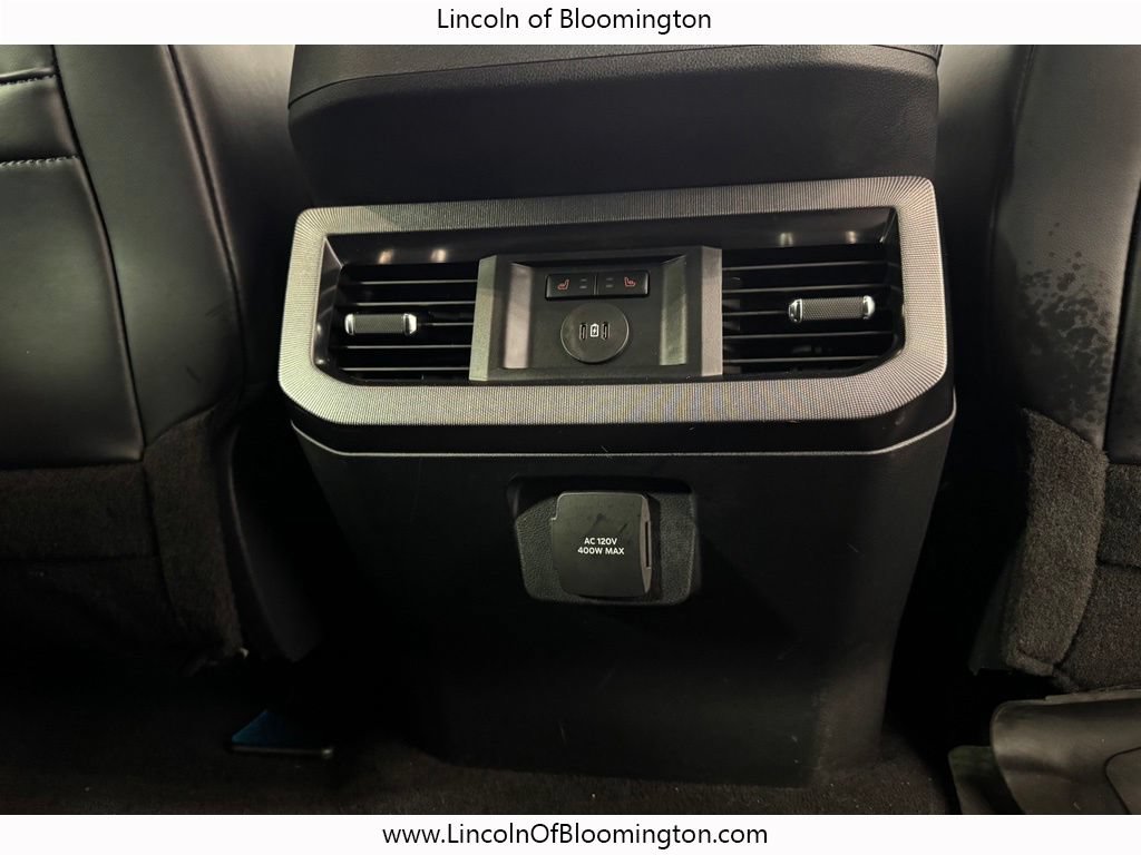 Used 2025 Ford F350 Platinum AWD/4WD image 14