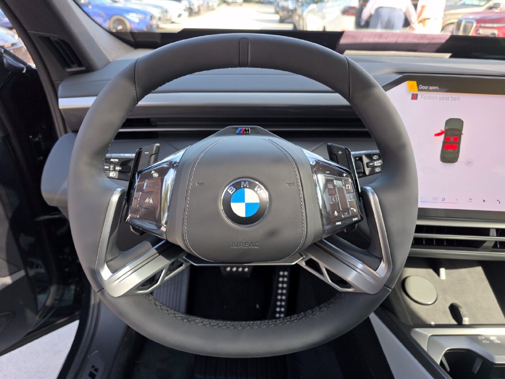 New 2027 BMW X5 xDrive40i w/ M Sport Professional Package AWD/4WD image 15