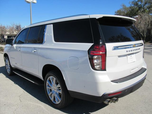 Used 2024 Chevrolet Suburban High Country w/ Advanced Technology Package image 5